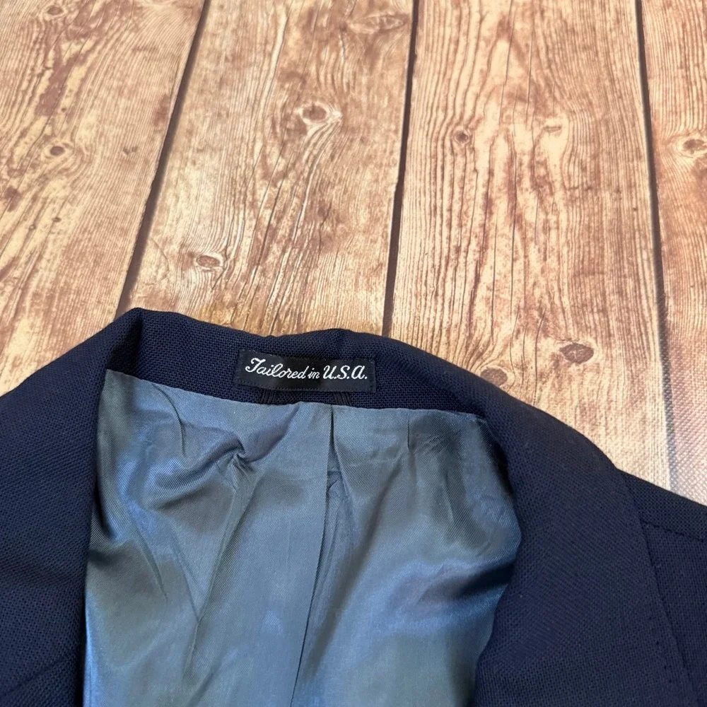 Stafford Classic Blazer Sport Coat Mens size 44R Blue Gold Tone Buttons
